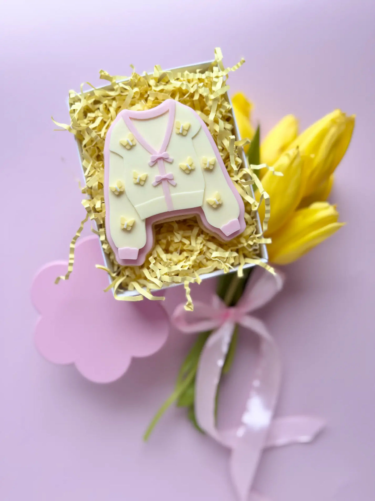 Cardigan mit Schmetterling – Cookie Cutter & Stempel – Produktmotiv für Cookie Cutter und Stempel – Ansicht 2 – Danis Drip