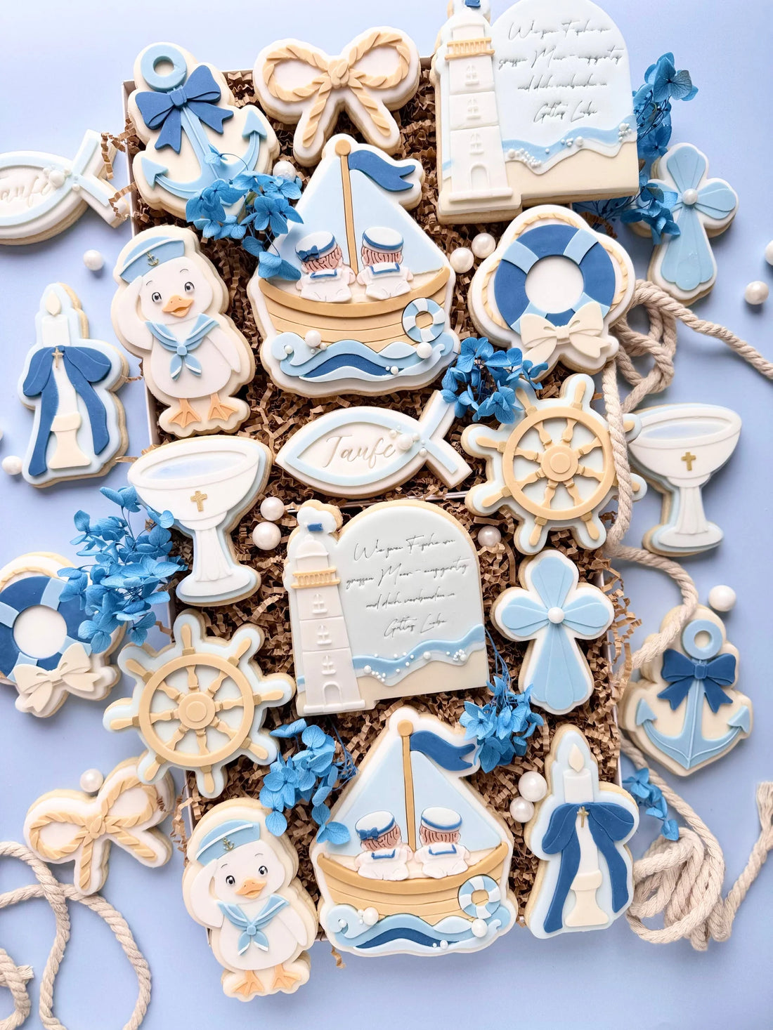 Detailed cookie and fondant designs from the Danis Drip studio