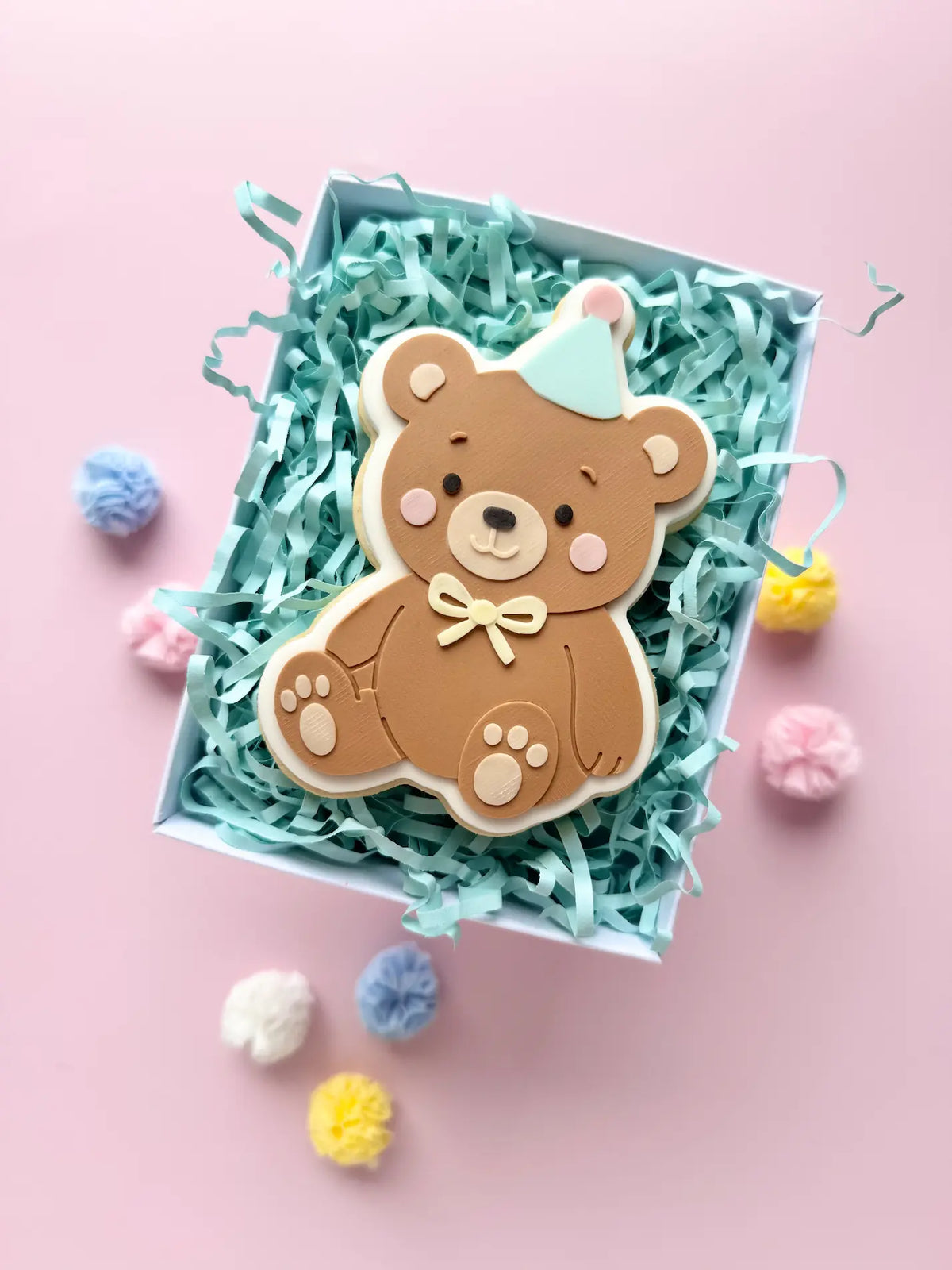 Bär mit Partyhut – Cookie Cutter & Stempel für Geburtstage & Kinderfeste – Produktmotiv für Cookie Cutter und Stempel – Danis Drip