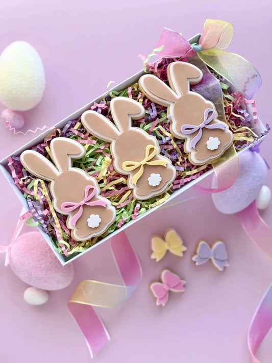 Hasenrücken mit Schleife – Ausstecher & Stempel für Osterkekse – Produktmotiv für Cookie Cutter und Stempel – Danis Drip