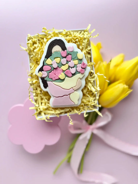 Mutter mit Blumenstrauß – Cookie Cutter & Stempel – Produktmotiv für Cookie Cutter und Stempel – Danis Drip