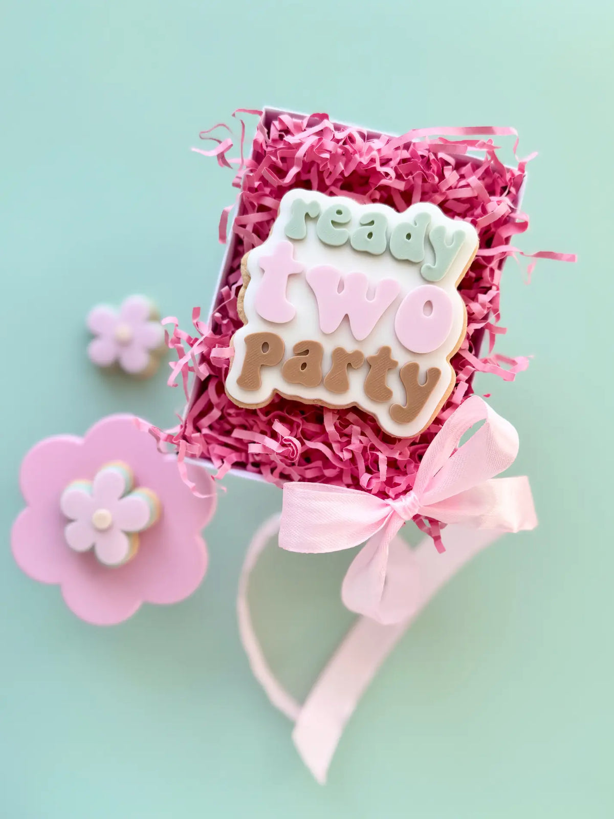 Ready Two Party – Cookie Cutter & Stempel für den 2. Geburtstag – Produktmotiv für Cookie Cutter und Stempel – Danis Drip
