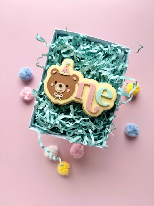 One mit Teddykopf – Cookie Cutter & Stempel für den 1. Geburtstag – Produktmotiv für Cookie Cutter und Stempel – Danis Drip