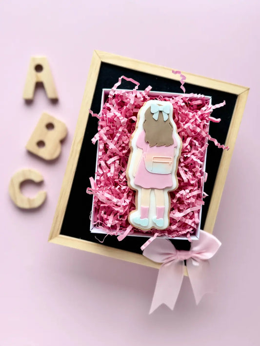 Mädchen zur Einschulung – Cookie Cutter & Stempel – Produktmotiv für Cookie Cutter und Stempel – Danis Drip