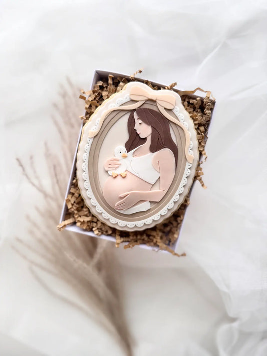 Mama im Spitzenrahmen mit Schleife – Cookie Cutter & Stempel – Produktmotiv für Cookie Cutter und Stempel – Danis Drip