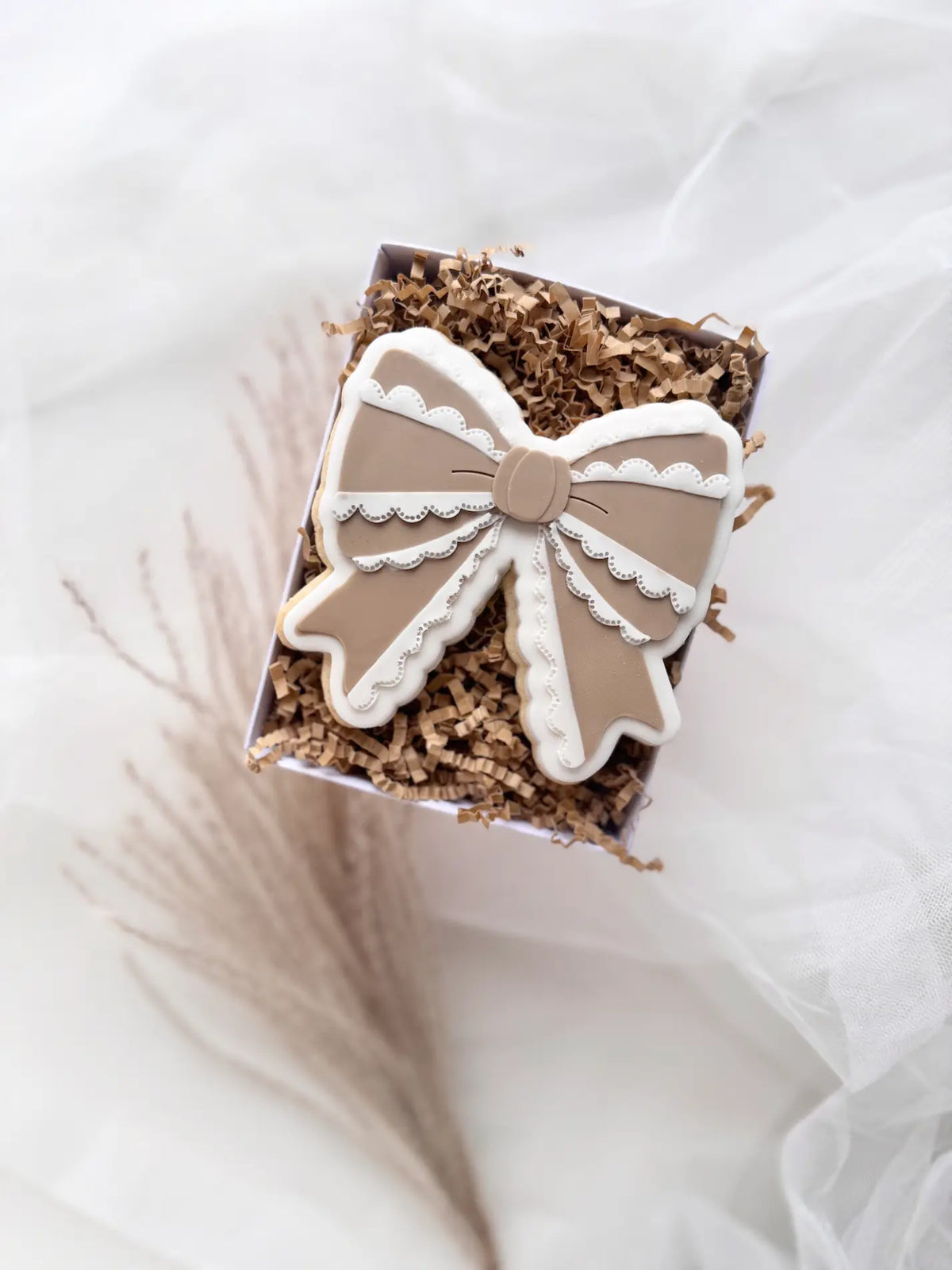 Spitzenschleife – Cookie Cutter & Stempel – Produktmotiv für Cookie Cutter und Stempel – Danis Drip